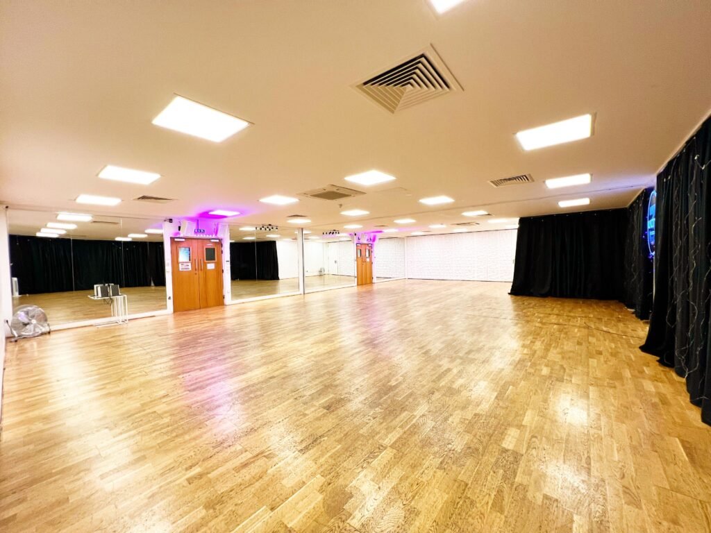 studio 1 unit 3 (4)